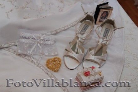 Visit VILLABLANCA PHOTO VIDEO